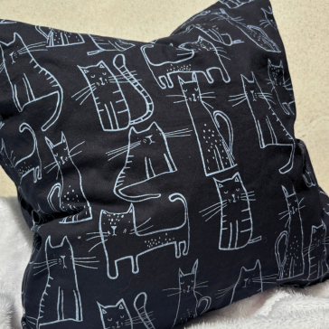 Pet Heaven Cat Print Scatter Cushion - Black 