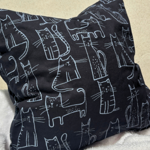 Pet Heaven Cat Print Scatter Cushion - Black 